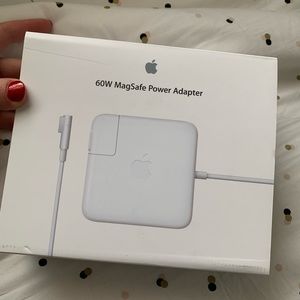 60W MagSafe power adapter